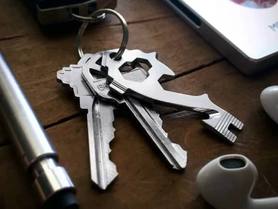 MicroStrategy (MSTR): Stock Price, Bitcoin Correlation, and Recent Earnings